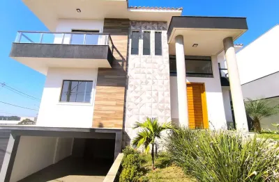 Casa à venda no condomínio Alvim, Juiz de Fora - MG / 4 quartos / 428 m²