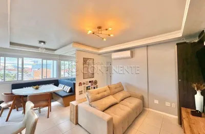 Apartamento de 2 dormitórios à venda em coqueiros - suíte - mobiliado - 1 vaga de garagem - churrasqueira - hobby box