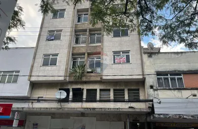 Apartamento com 2 quartos locação 52m² - centro - juiz de fora mg