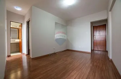 Apartamento de 2 quartos e 2 banheiros no paineiras