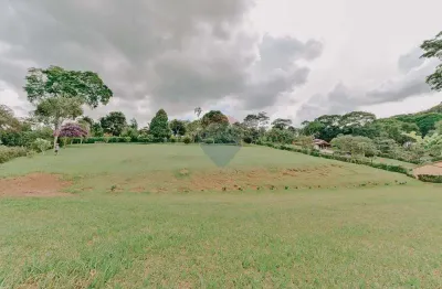 Oportunidade de investimento em meio a natureza com fácil acesso