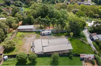 Terreno comercial / residencial com fácil acesso a rodovia