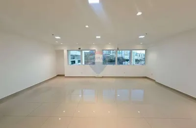 Sala comercial para alugar na Rua Ataliba de Barros, 182, São Mateus, Juiz de Fora