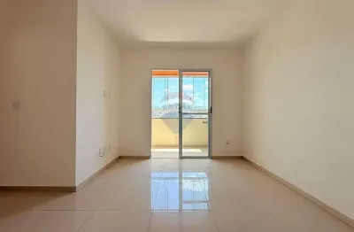 Apartamento de dois quartos no bandeirantes com área de lazer