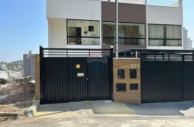 Casa à Venda, 2 suítes , terraço, garagem e área multiuso no Bairro Aeroporto