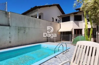 Casa com 3 quartos à venda na Rua Itabira, 153, Itacorubi, Florianópolis