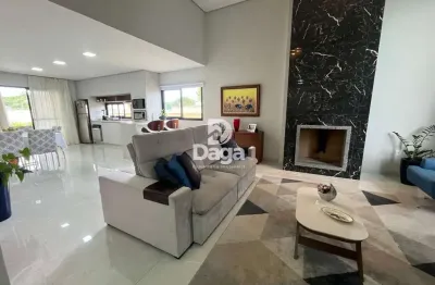 Casa espetacular em condomínio fechado no rio vermelho.