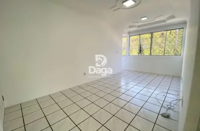 3 dormitórios sendo 1 suíte no centro, florianópolis/sc