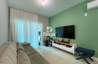 3 dormitórios e 2 vagas com hobby box no joão paulo, florianópolis/sc