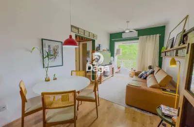 Fantástico 2 dormitórios com vaga de garagem coberta no itacorubi