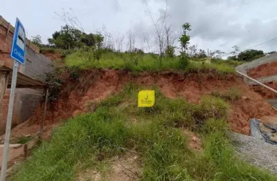 Terreno à venda, com 549m², no bairro são judas tadeu, zona norte de juiz de fora.