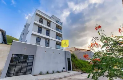 Apartamento de 2 quartos com varanda, garagem e elevador, no recanto da mata