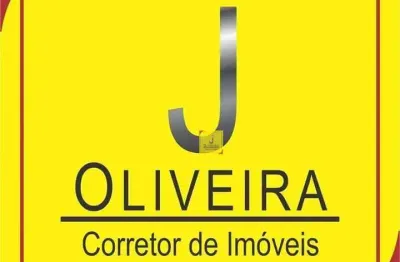 Casa de frente, já saindo a documentação, precisando de reformas, no bairro são pedro. próximo ao ponto final da linha 530, da antiga tusmil.