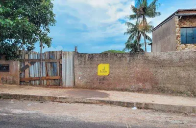 Terreno com ótima topografia, medindo 432m², no bairro fontesville