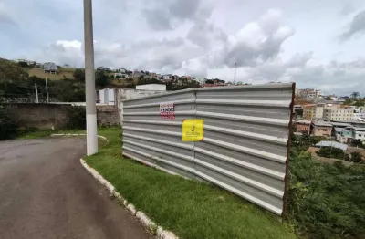 Excelente terreno, com 378 m², no condomínio jardim azaléia, ao lado da ufjf - no bairro são pedro.