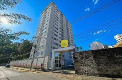 Apto com 2 quartos, estacionamento, elevador e portaria 24hrs próximo ao bahamas do teixeiras