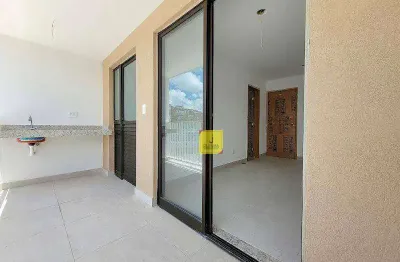 Apto com 2 quartos (suíte), varanda gourmet, garagem e elevador no mariano procópio