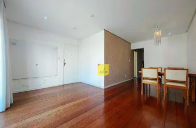 Amplo apto com 2 quartos (suíte), sacada, e 2 vagas no Cascatinha