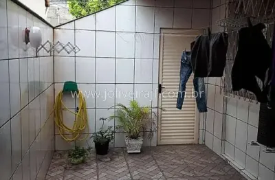 Apartamento de 3 quartos bairro bandeirantes, coom area externa