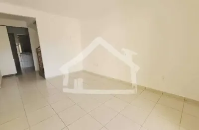 Casa com 2 quartos para alugar no Iguaçu, Ipatinga 