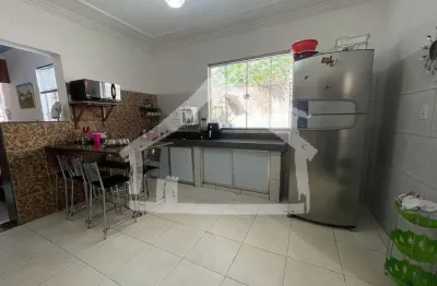 Casa à venda, 3 quartos, 1 suíte, 2 vagas, esperança - ipatinga/mg