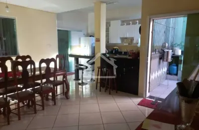 Casa à venda, 3 quartos, 1 suíte, 2 vagas, veneza ii - ipatinga/mg