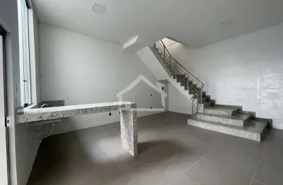 Casa geminada à venda, 3 quartos, 1 suíte, 2 vagas, jardim santa clara - ipatinga/mg