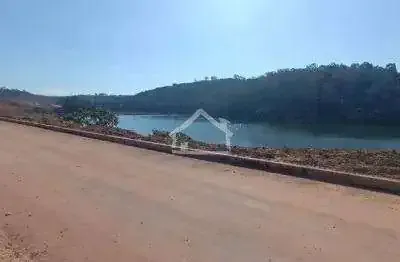 Terreno à venda no Jardins, Santana do Paraíso 