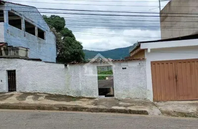 Casa à venda em Bethânia, Ipatinga - 2 quartos, 80m² de área interna e 360m² de terreno