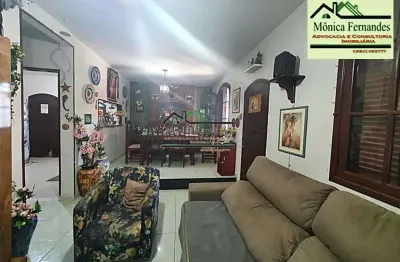 Casa com 3 quartos à venda na rua victor frederico kastrup, cordeirinho (ponta negra), maricá, 272 m2 por r$ 890.000