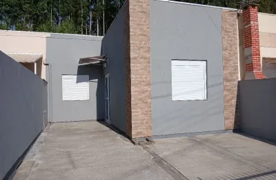 Casa com pátio individual,no bairro jardim dos  lagos /guaiba/rs