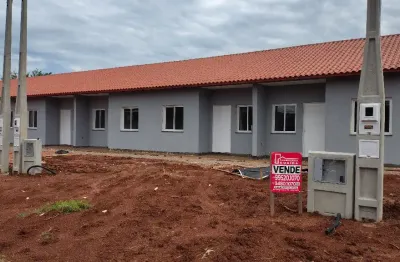 Casas com pátio individuais, no bairro pedras brancas -guaiba