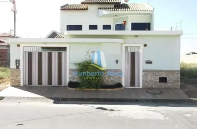 Casa com 3 quartos à venda na Rua José Firmo Dias, 37, Felícia, Vitória da Conquista