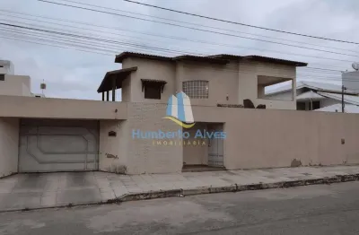 Casa com 4 quartos à venda na Rua Raquel de Queiroz, 63, Boa Vista, Vitória da Conquista