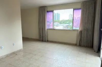 No bairro do Reduto apartamento de 3 quartos sendo 1 suíte Ed Celina Cláudia