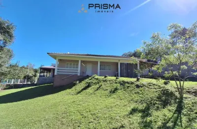 Casa em itaara 2 dormitórios, suíte, lareira, espaço gourmet, churrasqueira