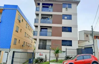 2 dormitórios de frente, sacada com churrasqueira, cozinha com balcão pia e gara