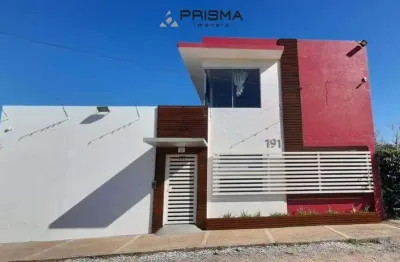 Sala comercial com recepção, sala de espera, banheiro pne, 2 pavimentos