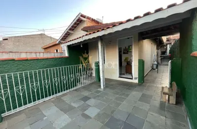 Casa com 2 quartos à venda na rua tenente-polícia militar alcides da silva alves, 69, cidade jardim, bragança paulista, 55 m2 por r$ 296.800