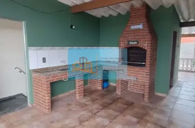 Sobrado 125m² com Churrasqueira e Hidromassagem em Parelheiros