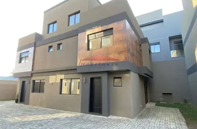 Excelentes sobrados à venda em condomínio no bairro portão-curitiba-pr.