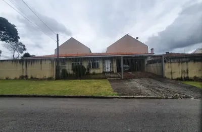 Excelente residência de esquina à venda no bairro uberaba-curitiba-pr.