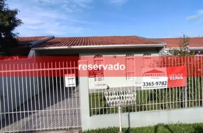Casa à venda  em Curitiba-PR, Jardim das Américas! 3 quartos, 2 salas, 1 banheiro, 2 vagas, 64,02 m².