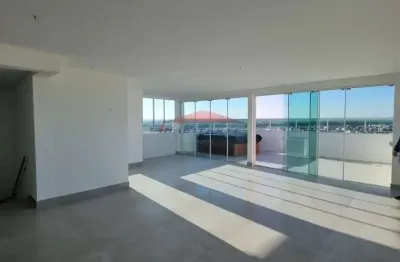 Cobertura tríplex de alto padrão à venda no bairro centro-sjp-pr.
