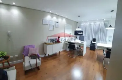 Òtima sala comercial localizada no centro de curitiba-pr.