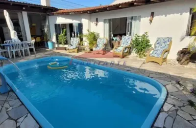 Linda casa localizada em matinhos litoral do paraná