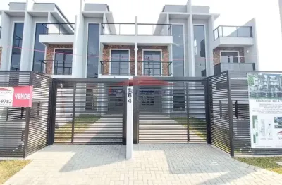 Espetacular sobrado à venda em curitiba-pr, uberaba: 3 quartos, 1 suíte, 1 sala, 2 vagas de garagem, 131 m² área. venha conferir!