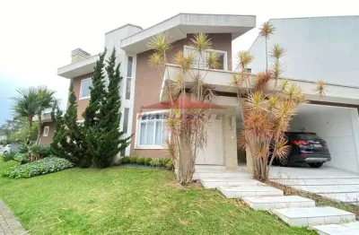 Imperdível oportunidade de adquirir casa em condomínio de luxo em curitiba-pr, bairro uberaba! 3 quartos, 1 suite, 3 salas, 4 banheiros, 230,00 m² de área.