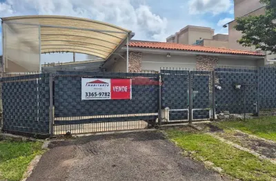 Excelente oportunidade: casa à venda em curitiba-pr, bairro uberaba! 3 quartos, 1 sala, 1 banheiro, 2 vagas de garagem, 110m² de área.
