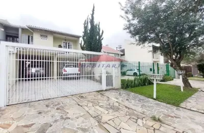 Imperdível sobrado à venda em curitiba-pr, bairro uberaba: 4 quartos, 1 suíte, 2 salas, 4 banheiros, 4 vagas, 190,64m².